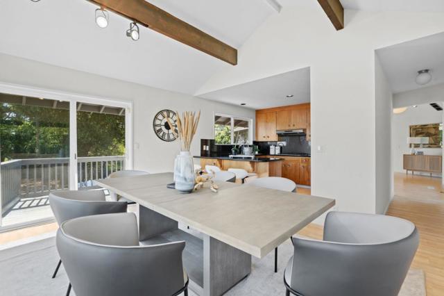 16451 Wood Acres Road, Los Gatos CA: https://media.crmls.org/mediaz/ee8c68a7-f9b9-4373-8b8d-18ae5ce69a0e.jpg