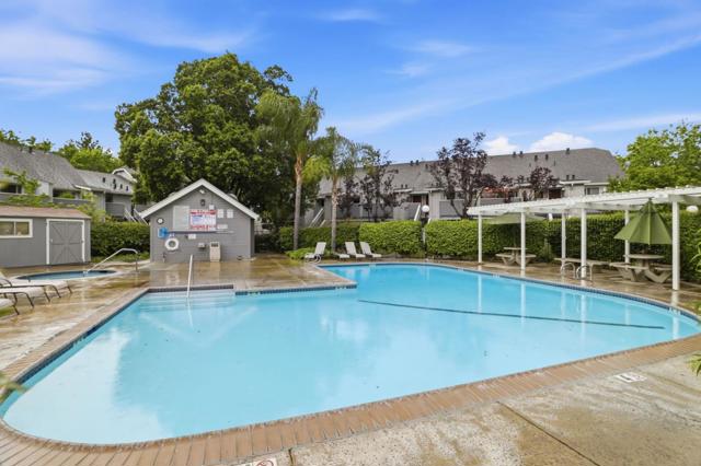 414 Shadowgraph Drive, San Jose CA: https://media.crmls.org/mediaz/ee8d456c-712c-4fa6-8ced-5feb1f541f4c.jpg