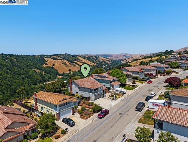 6408 Boone Dr, Castro Valley CA: https://media.crmls.org/mediaz/ee8d9b8e-abfb-431d-a2d8-de54545d70e9.jpg
