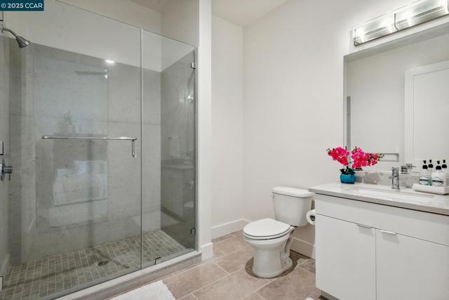 210 Lafayette Circle, Lafayette CA: https://media.crmls.org/mediaz/ee8dde9a-e987-42b0-916d-1ac34ce833e2.jpg