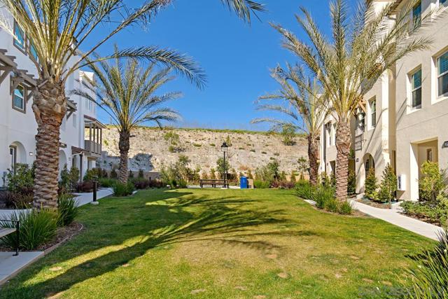12932 Peppergrass Creek Gate, San Diego CA: https://media.crmls.org/mediaz/ee8de8dc-b31b-401b-9d8a-9e674aff328b.jpg
