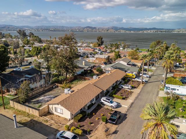 33115 Evergreen St, Lake Elsinore CA: https://media.crmls.org/mediaz/ee8f87f1-c28d-40cf-8246-81e3d63787cf.jpg