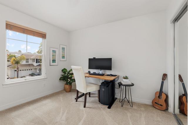 Image 26 of 39 For 7070 Leeward St.