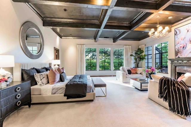 976 Laurel Glen Drive, Palo Alto CA: https://media.crmls.org/mediaz/ee91c68b-e4f2-4b26-8964-8eb91355292a.jpg