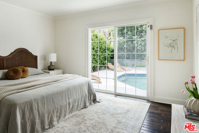 17638 Lemay Street, Lake Balboa CA: https://media.crmls.org/mediaz/ee92851c-ae72-4053-a63c-d55c7522c3af.jpg