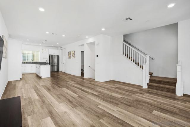 12932 Peppergrass Creek Gate, San Diego CA: https://media.crmls.org/mediaz/ee9389a6-6bd5-4b17-a0b9-4d5b416e6d83.jpg