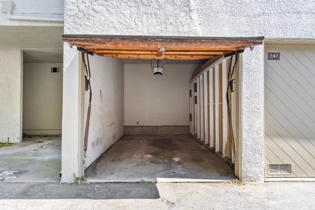 1 Appian Way, South San Francisco CA: https://media.crmls.org/mediaz/ee942d08-19ca-48c1-8f65-9d2c189c088e.jpg