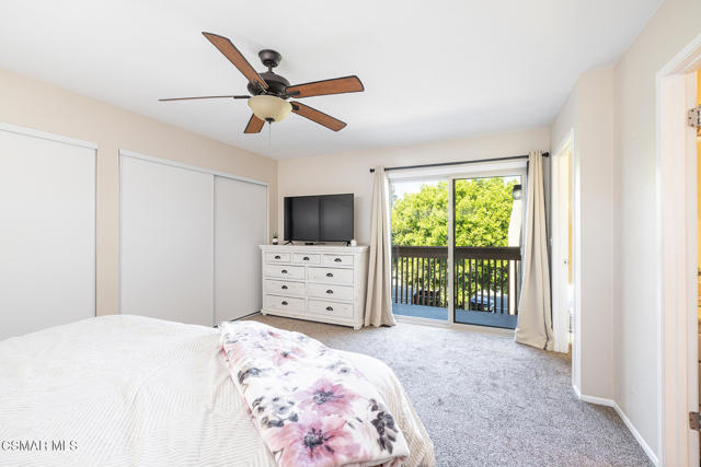 658 Rosewood Avenue, Camarillo CA: https://media.crmls.org/mediaz/ee94c50d-3b1b-47ee-9430-142cb96983c3.jpg
