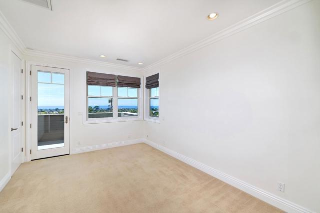 Detail Gallery Image 38 of 42 For 3768 Skyline Rd, Carlsbad,  CA 92008 - 4 Beds | 2/1 Baths