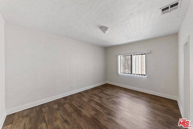 2623 Ellendale Place, Los Angeles CA: https://media.crmls.org/mediaz/ee956452-5746-4368-a63e-2ef74f65e180.jpg