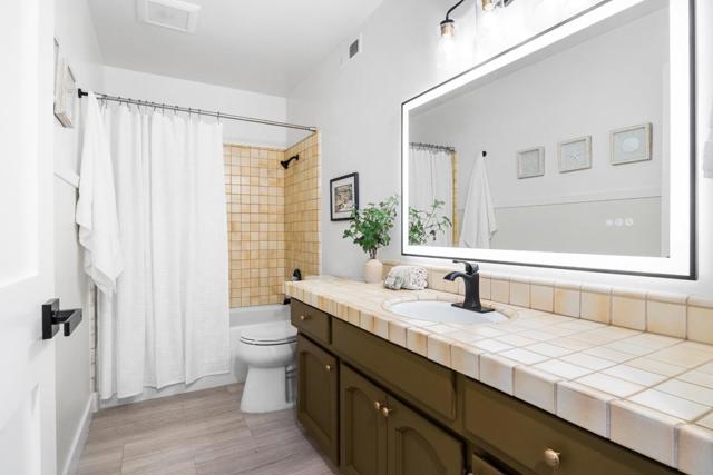 2512 Friesland Court, Santa Cruz CA: https://media.crmls.org/mediaz/ee958e60-f524-40bc-b5d0-274d11803139.jpg