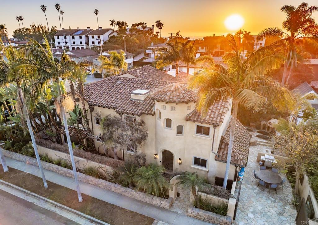 112 La Veta Avenue