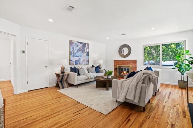 291 Alturas Avenue, Sunnyvale CA: https://media.crmls.org/mediaz/ee98563b-9264-4a65-8232-2b5a1346cb36.jpg