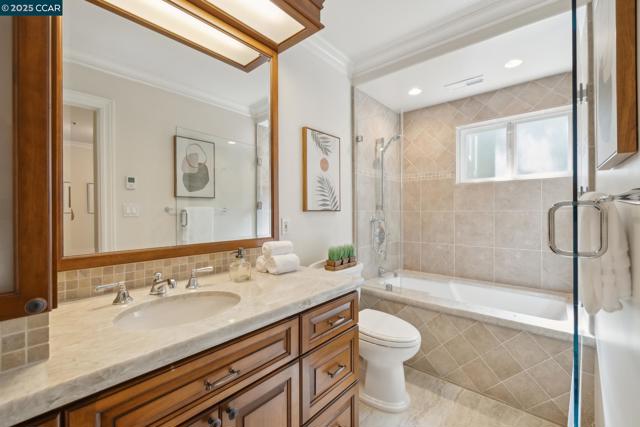 135 Dean Rd, Alamo CA: https://media.crmls.org/mediaz/ee99223e-474e-4e70-bd84-f0cd4830ab9f.jpg
