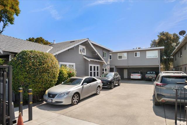 Image 3 of 14 For 1650 Bay Road