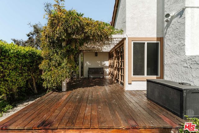 Drew Fenton | 17053 Palisades Circle Pacific Palisades CA | MLS: 7433748 Drew Fenton | 17053 Palisades Circle Pacific Palisades CA | MLS: 7433748