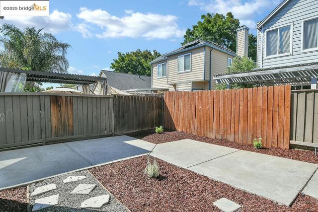 855 Caribou Ter, Brentwood CA: https://media.crmls.org/mediaz/ee9b1036-5faf-4a83-9b24-6fd4cf5debfe.jpg