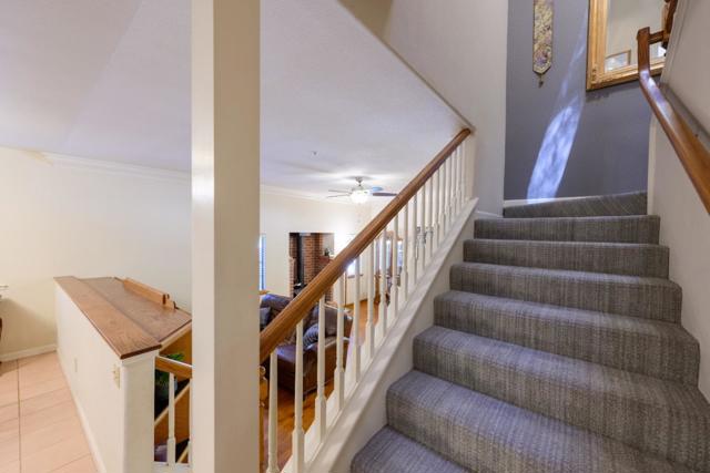 585 Bethany Drive, Scotts Valley CA: https://media.crmls.org/mediaz/ee9baf2a-e228-4d0f-ae39-4191721c836d.jpg