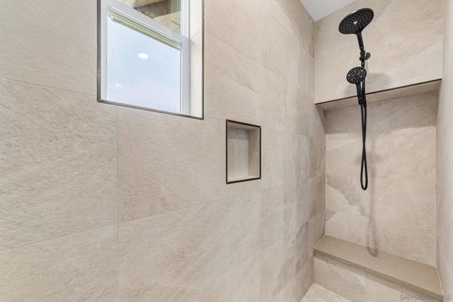 13016 Lumen Way, San Diego CA: https://media.crmls.org/mediaz/ee9cc1be-2a6b-4a5d-96ea-6f987d94ec59.jpg