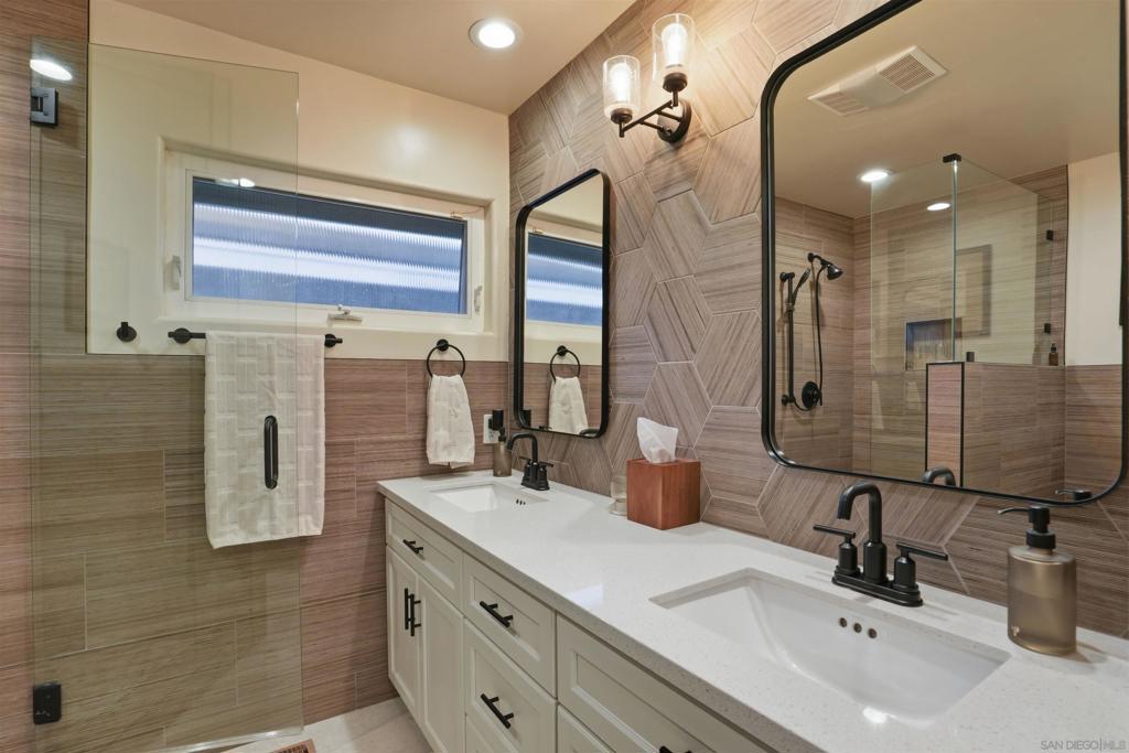 5641 Genoa - photo 17