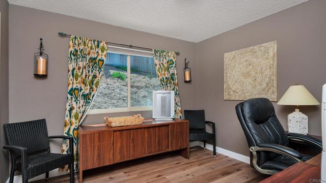 Image 27 of 41 For 1527 Calavo Drive