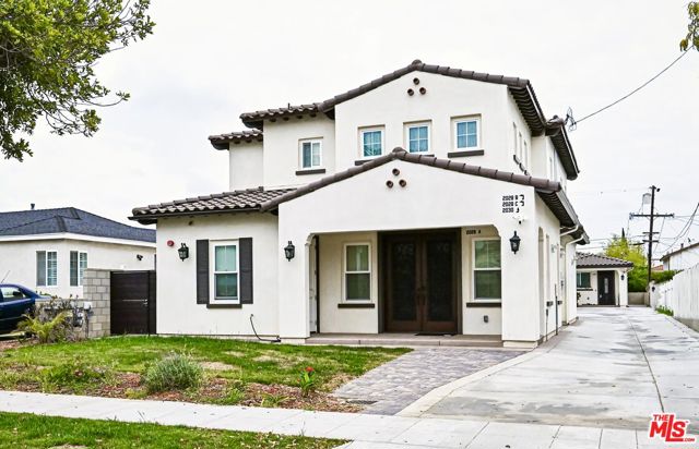 2028 S Chapel Avenue, Alhambra CA: https://media.crmls.org/mediaz/ee9f8468-d30b-4bd1-89cd-5bbdba4968b9.jpg