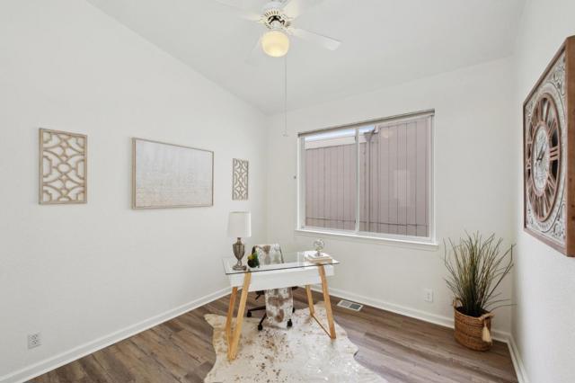 767 El Granada Boulevard, Half Moon Bay CA: https://media.crmls.org/mediaz/eea09ccc-e859-4ede-a6da-633f26dce0b3.jpg