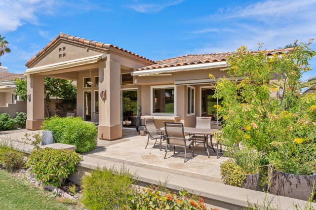 263 Desert Holly Drive, Palm Desert, CA 92211