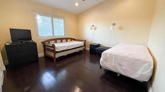 78835 Lowe Drive, La Quinta CA: https://media.crmls.org/mediaz/eea0fb1d-9969-431b-98c0-8422ce39fb7f.jpg