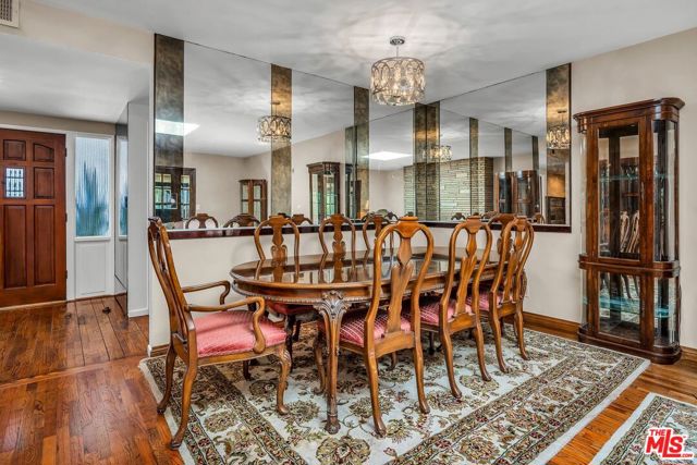 8732 Villanova Avenue, Los Angeles CA: https://media.crmls.org/mediaz/eea13422-b720-4dd5-ae18-1e1592a5214a.jpg