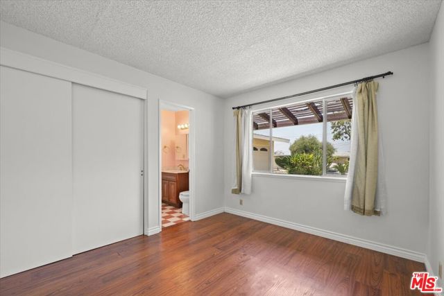 820 N 16th Street, Montebello CA: https://media.crmls.org/mediaz/eea1f42d-7304-4595-a6cd-e0dd6f1ea14a.jpg