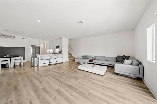 Image 4 of 42 For 747 Anastasia Court