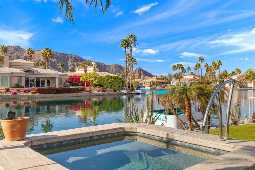 MLS #219123823DA img 2