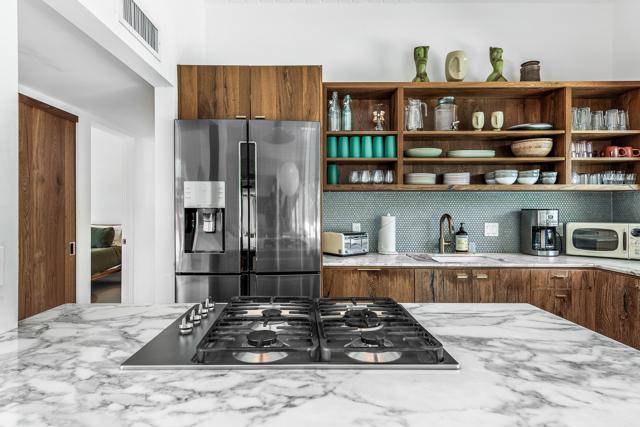 2639 E Livmor Avenue, Palm Springs, CA 92262