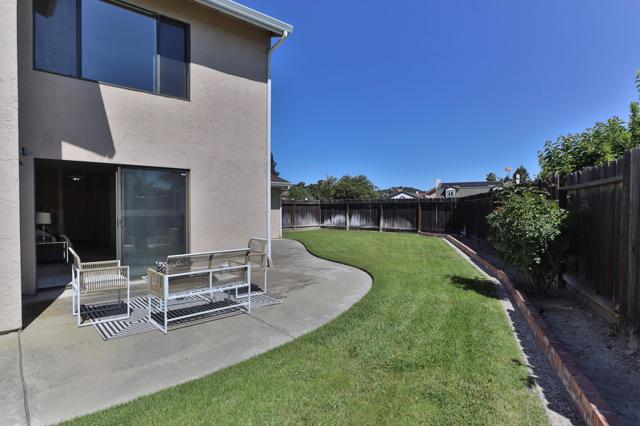 8760 Rancho Hills Drive, Gilroy CA: https://media.crmls.org/mediaz/eea3f072-8b04-4cdf-8c0f-c0ec21c66268.jpg