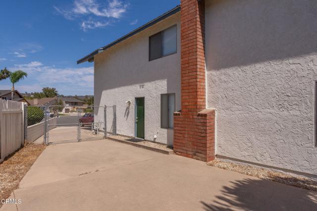 5930 Heritage Place, Camarillo CA: https://media.crmls.org/mediaz/eea41e91-f513-4f80-b5d6-cac3646fc36b.jpg