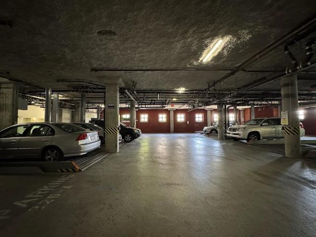 989 Franklin Street, Oakland CA: https://media.crmls.org/mediaz/eea4c933-c9ff-4b41-b7f4-a0dba74fd984.jpg