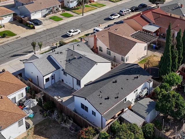 4547 Cerritos Avenue, Fremont CA: https://media.crmls.org/mediaz/eea53c83-8278-43c5-b2c5-93df63da077c.jpg