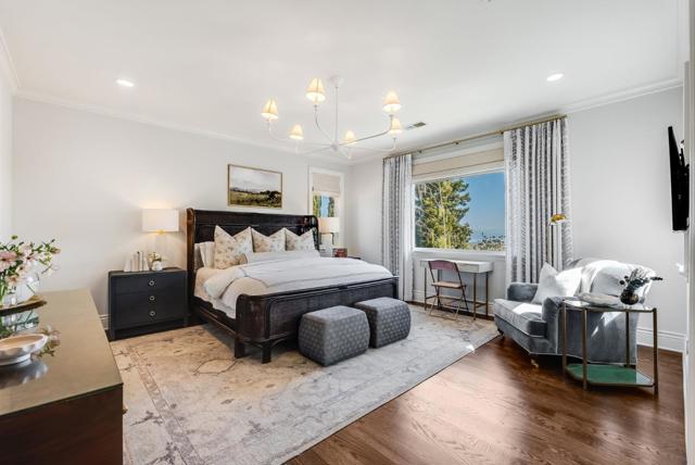 629 Lombardy Way, Redwood City CA: https://media.crmls.org/mediaz/eea57a23-5a18-4096-88e2-92c34f2d0615.jpg