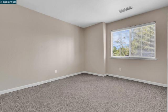 3060 San Miguel Ct, Concord CA: https://media.crmls.org/mediaz/eea58d65-9ed5-4b3b-835a-fa7b423ff911.jpg