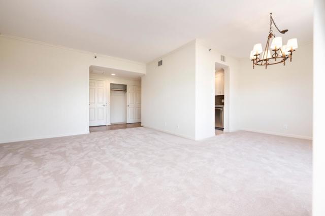 1 Baldwin Avenue, San Mateo CA: https://media.crmls.org/mediaz/eea62f6d-b233-4403-a44c-fc56208a8944.jpg