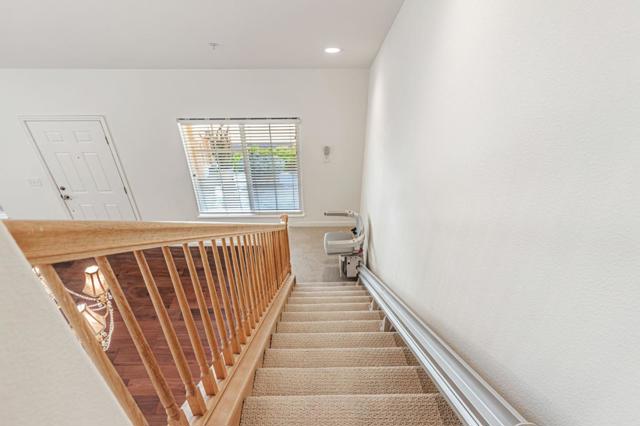 1554 Rosette Way, Gilroy CA: https://media.crmls.org/mediaz/eea63eec-66ee-4cd2-8b44-e0b51818e23d.jpg