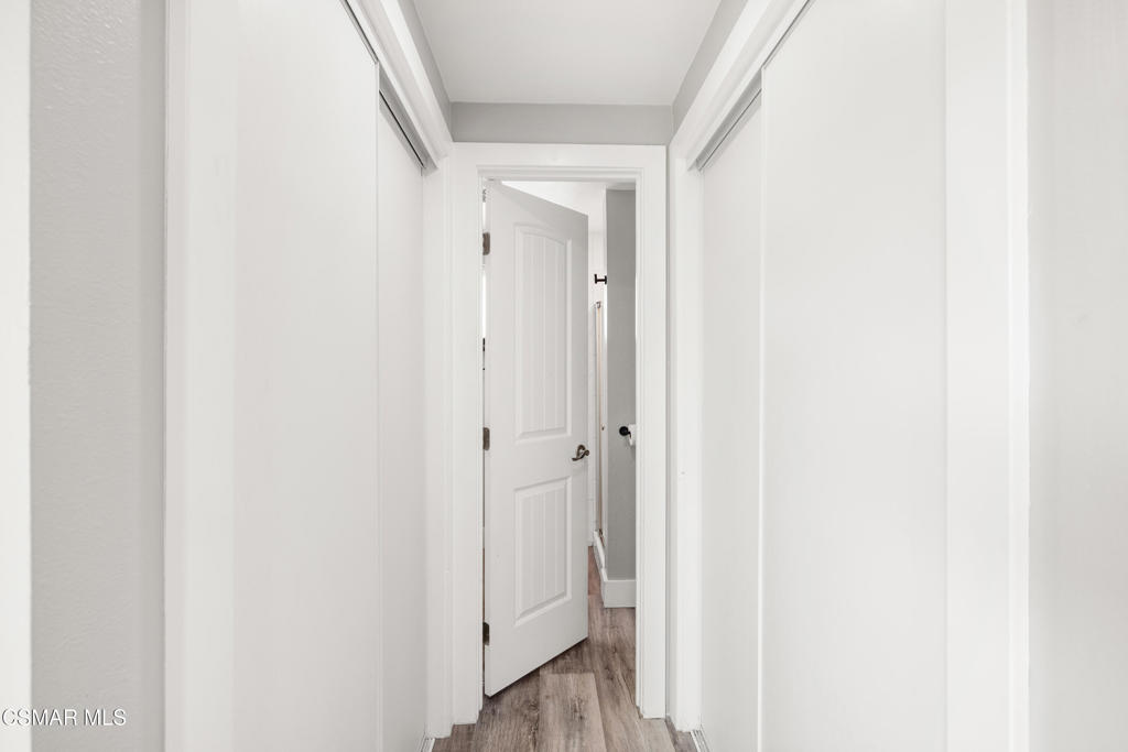 https://media.crmls.org/mediaz/eea67a07-3dc8-4a20-b894-66eea1f5f46a.jpg?preset=X-Large