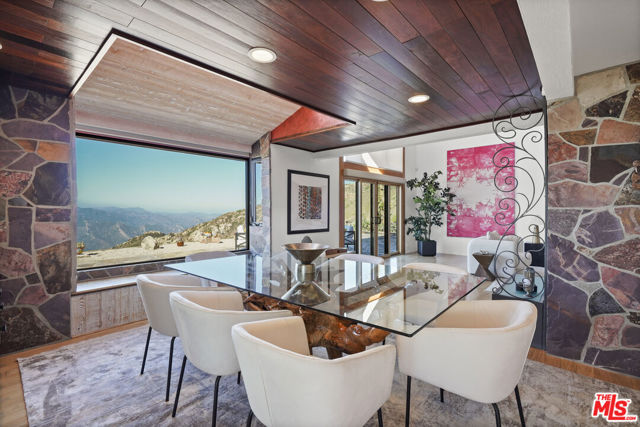 Drew Fenton | 231 Loma Metisse Road Malibu CA | MLS: 7475420