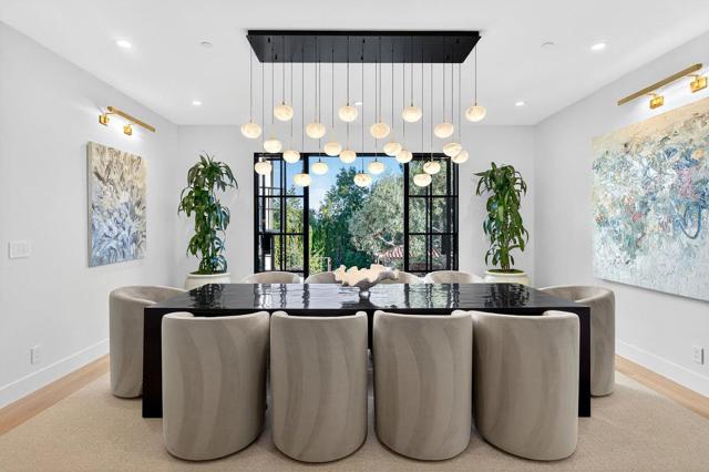 729 Chiltern Road, Hillsborough CA: https://media.crmls.org/mediaz/eea76bdb-c5c6-4669-ae9c-56295bb39e2d.jpg