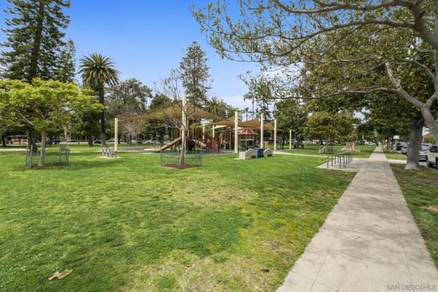 717 C Ave, Coronado CA: https://media.crmls.org/mediaz/eea79a78-a475-4407-8e6f-ef87548a1a2d.jpg