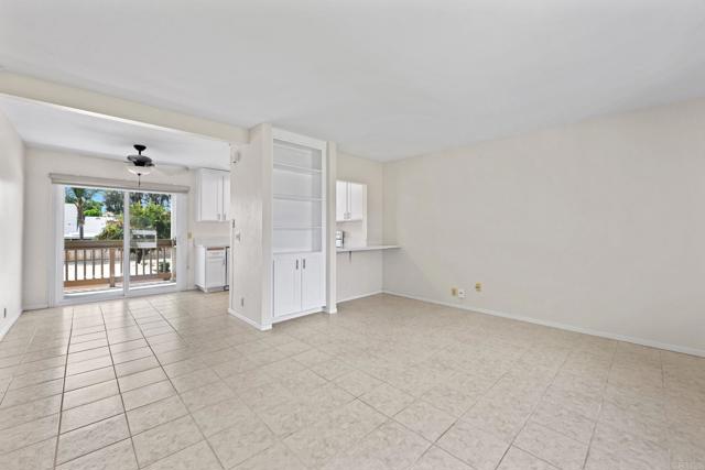 Detail Gallery Image 9 of 27 For 230 Candice Pl, Vista,  CA 92083 - 1 Beds | 1 Baths