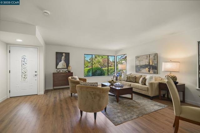 169 Castleton Court, San Ramon CA: https://media.crmls.org/mediaz/eea8fa4b-a67d-43ef-8f21-9e5891dbad17.jpg