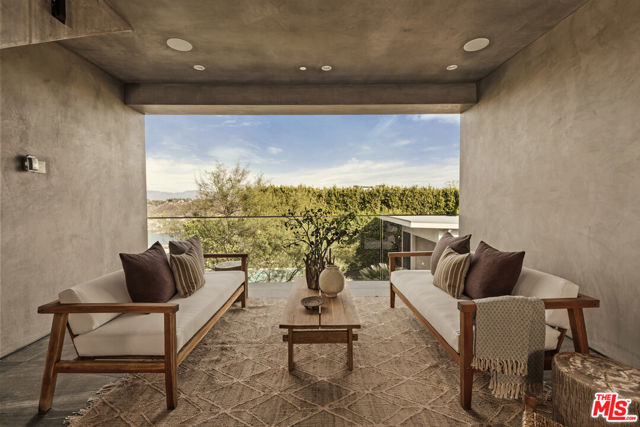 1632 Stradella Road, Los Angeles CA: https://media.crmls.org/mediaz/eea98468-0fa6-4b31-8c4e-18b43d9832fe.jpg