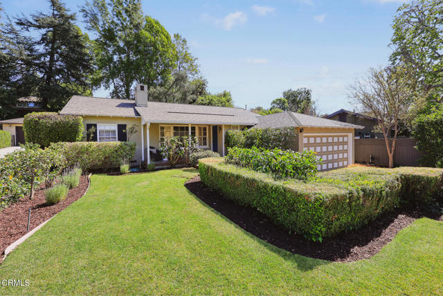 Detail Gallery Image 5 of 63 For 1480 Vista Ln, Pasadena,  CA 91103 - 3 Beds | 2 Baths